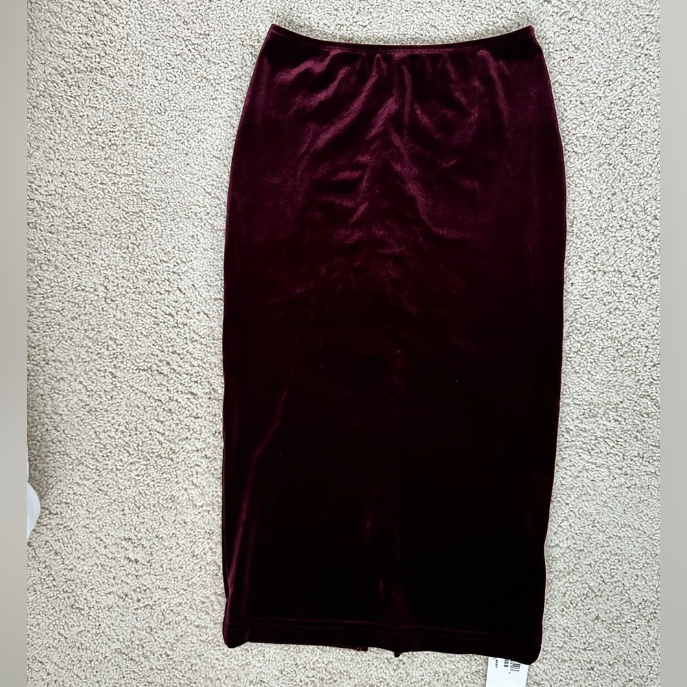 NEW American Apparel Burgundy Velvet Skirt (Mid-Length)